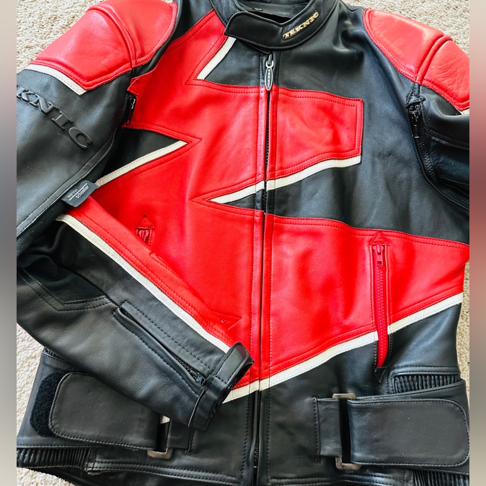 Red & Black Zigzag Lightening Strike Genuine Leather Motorcycle Jacket - Picture 12 of 12